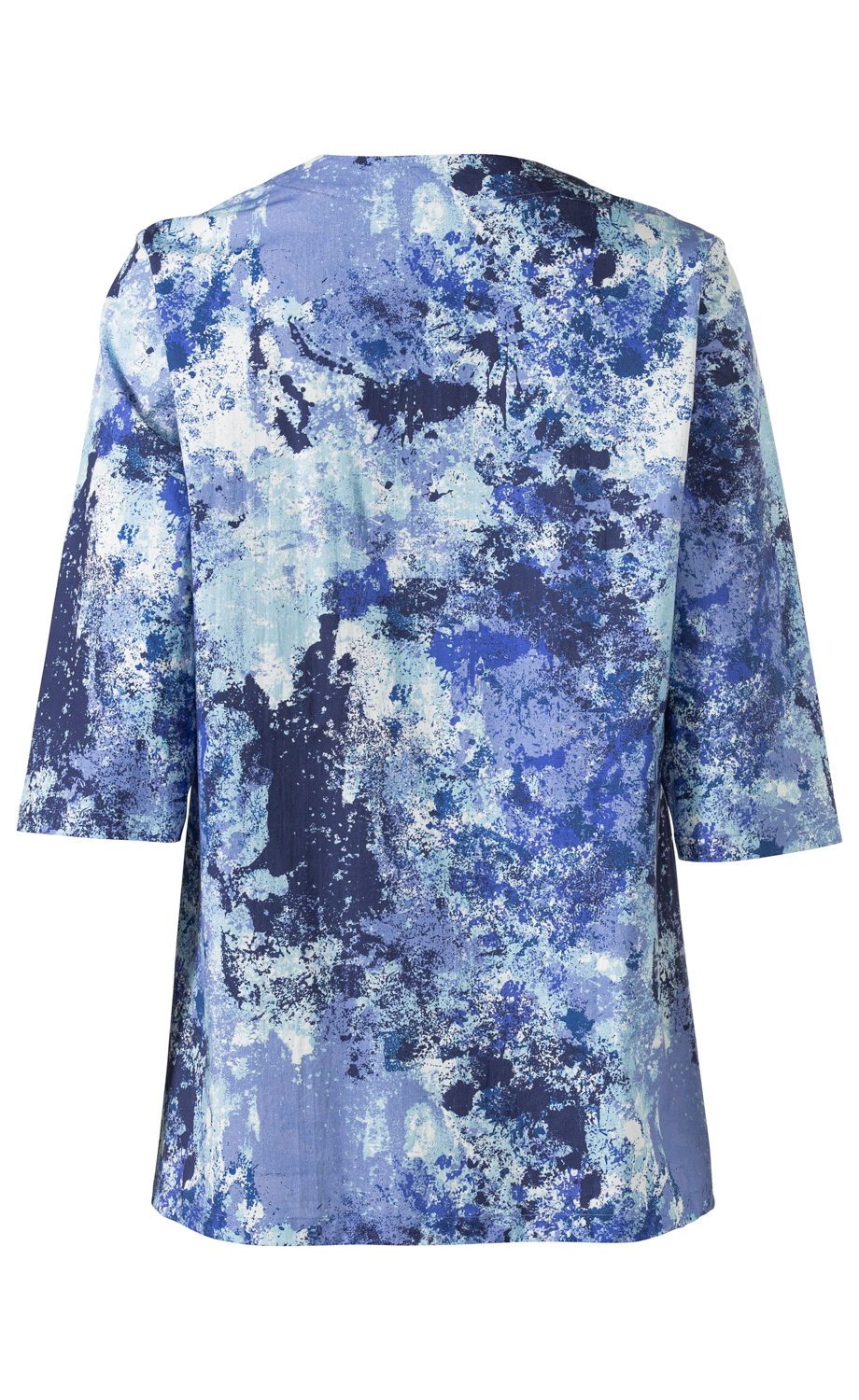 Baumwoll-Mix-Bluse in abstraktem blau-weißem Muster, halblange Ärmel, Rundhalsausschnitt, Rückenansicht, locker geschnitten