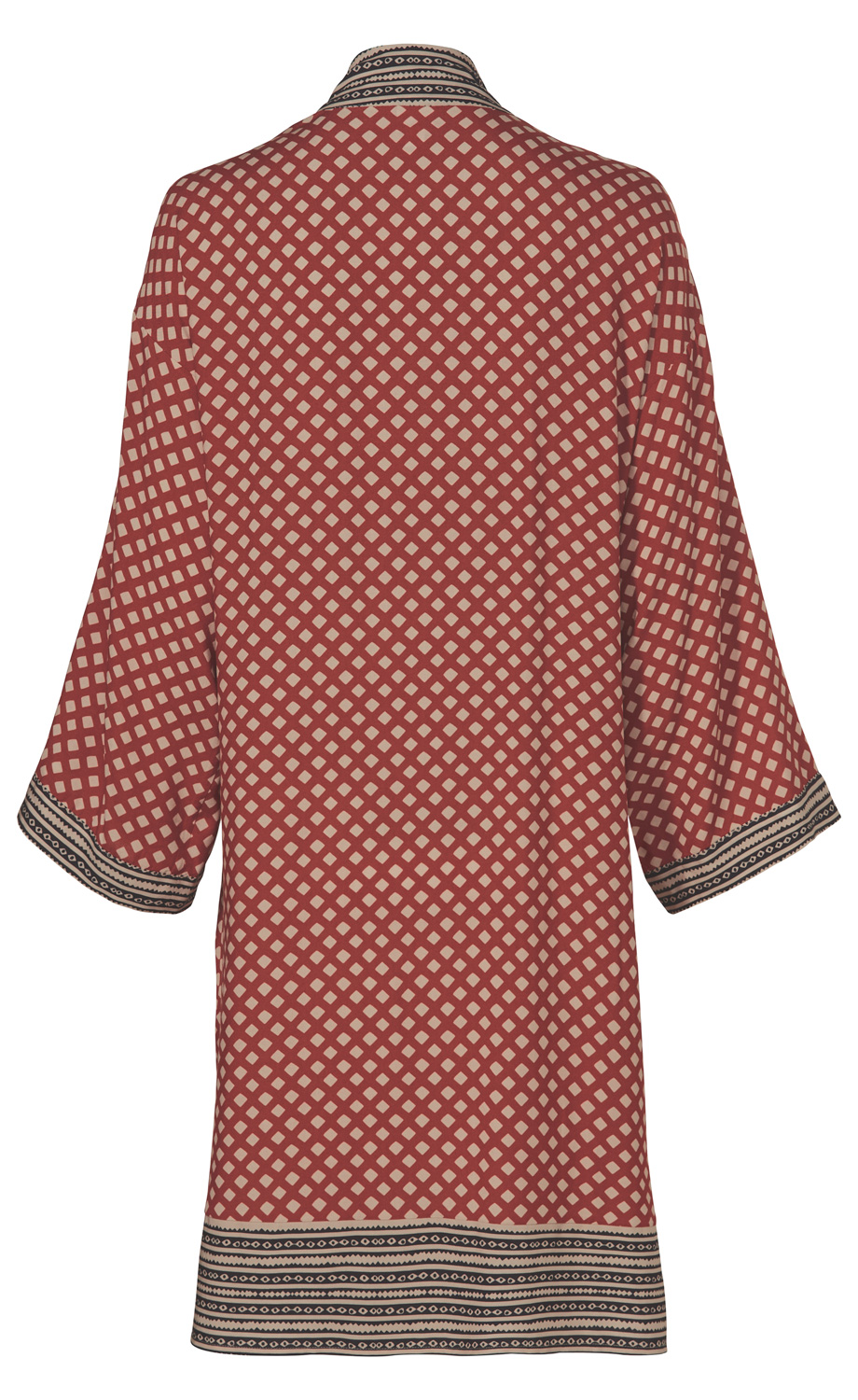 Rückansicht einer rot-beigen Viskose-Bluse mit langem, weitem Arm, geometrischem Karomuster und kontrastierendem schwarz-beigem Bordürendetail an Ärmeln und Saum
