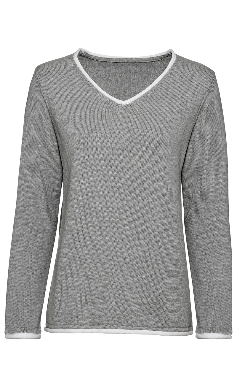 grauer Baumwoll-Pullover mit V-Ausschnitt, langen Ärmeln und weißen Bündchen an Hals, Ärmeln und Saum, schlichter Stil, feine Struktur