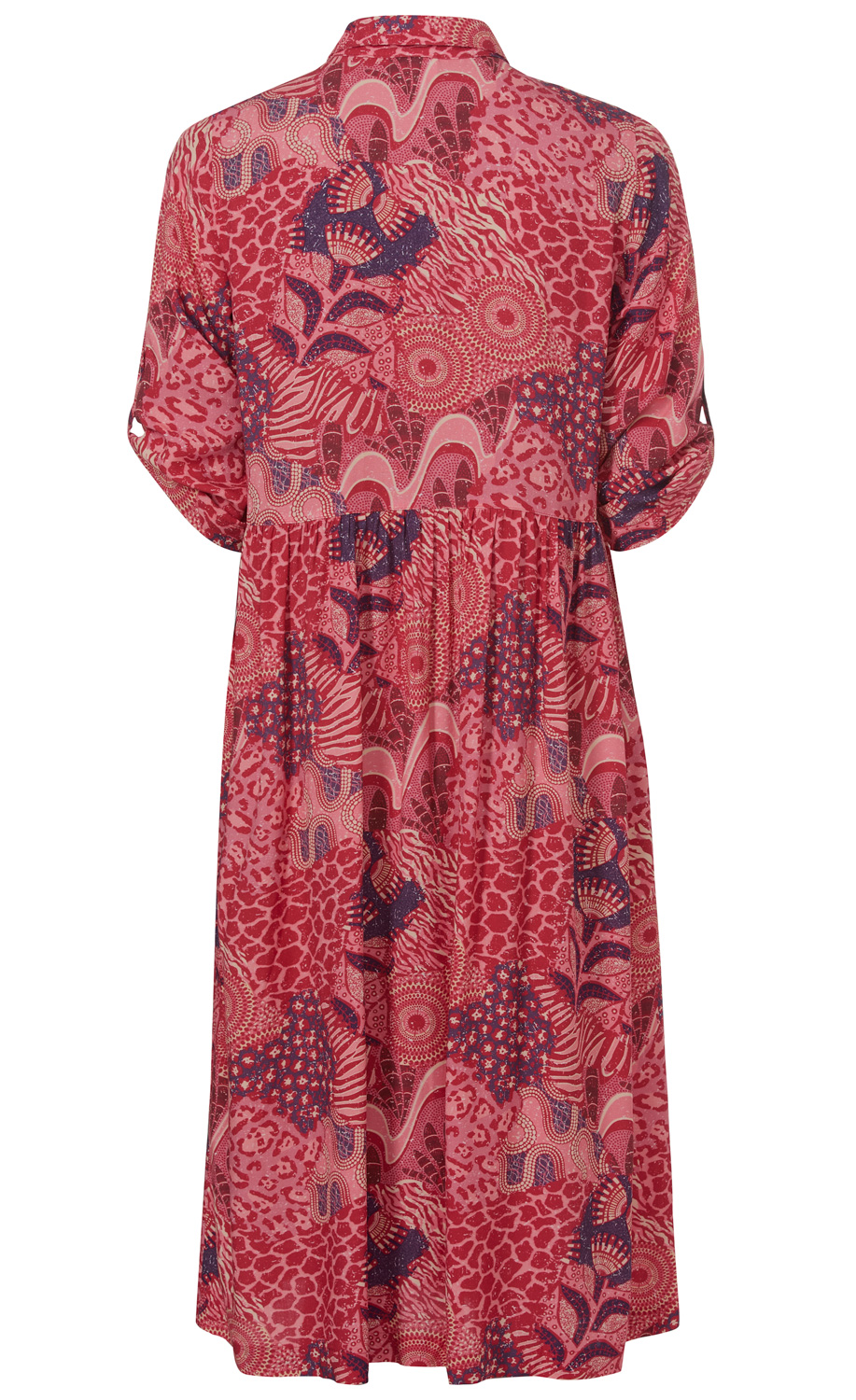 Rückansicht eines knielangen Viskose-Kleids mit halblangen Ärmeln, in Rot- und Rosa-Tönen mit abstraktem, floral- und animalisch inspiriertem Muster, Taillierung und umgeschlagenem Kragen.