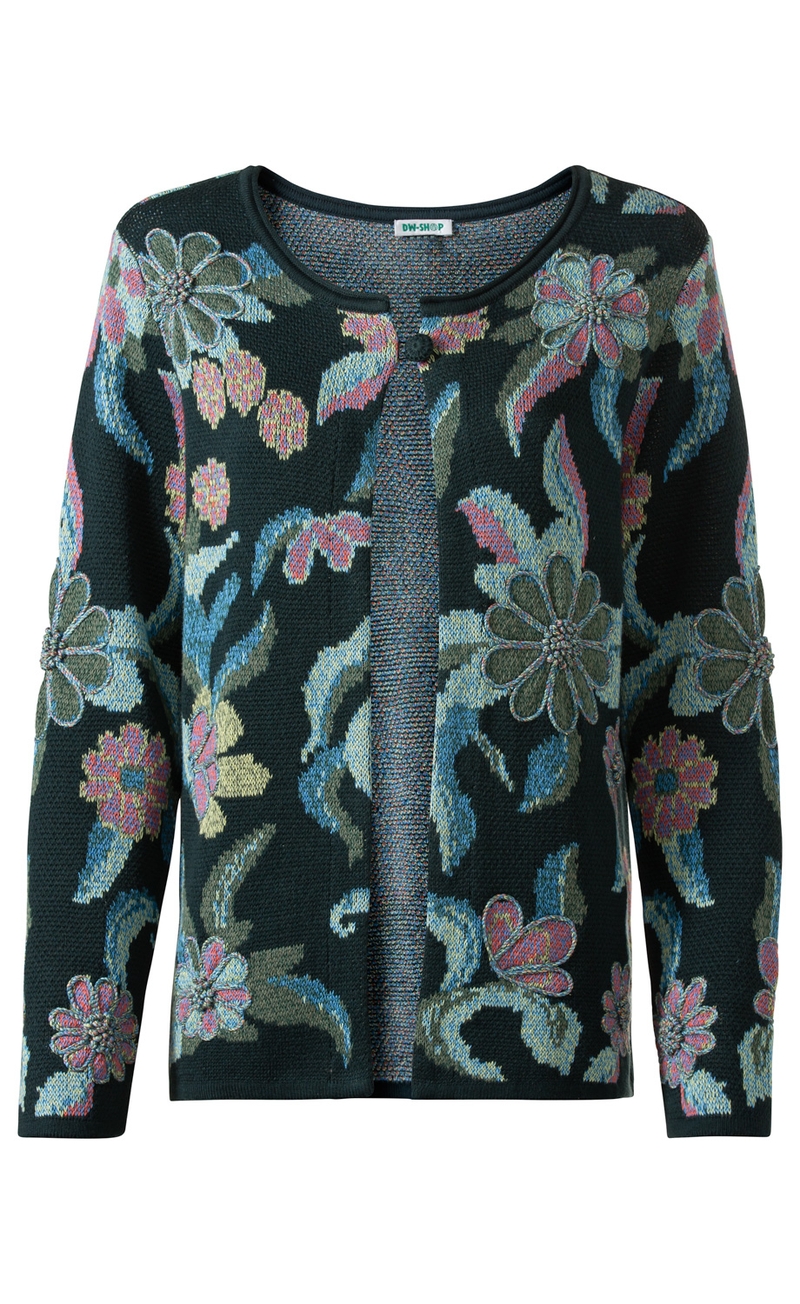 Baumwoll-Strickjacke mit auffälligem Blumenmuster in Blau-, Grün- und Rosatönen, Rundhalsausschnitt, lange Ärmel, ein Knopfverschluss am oberen Rand, locker geschnitten, dunkler Hintergrund