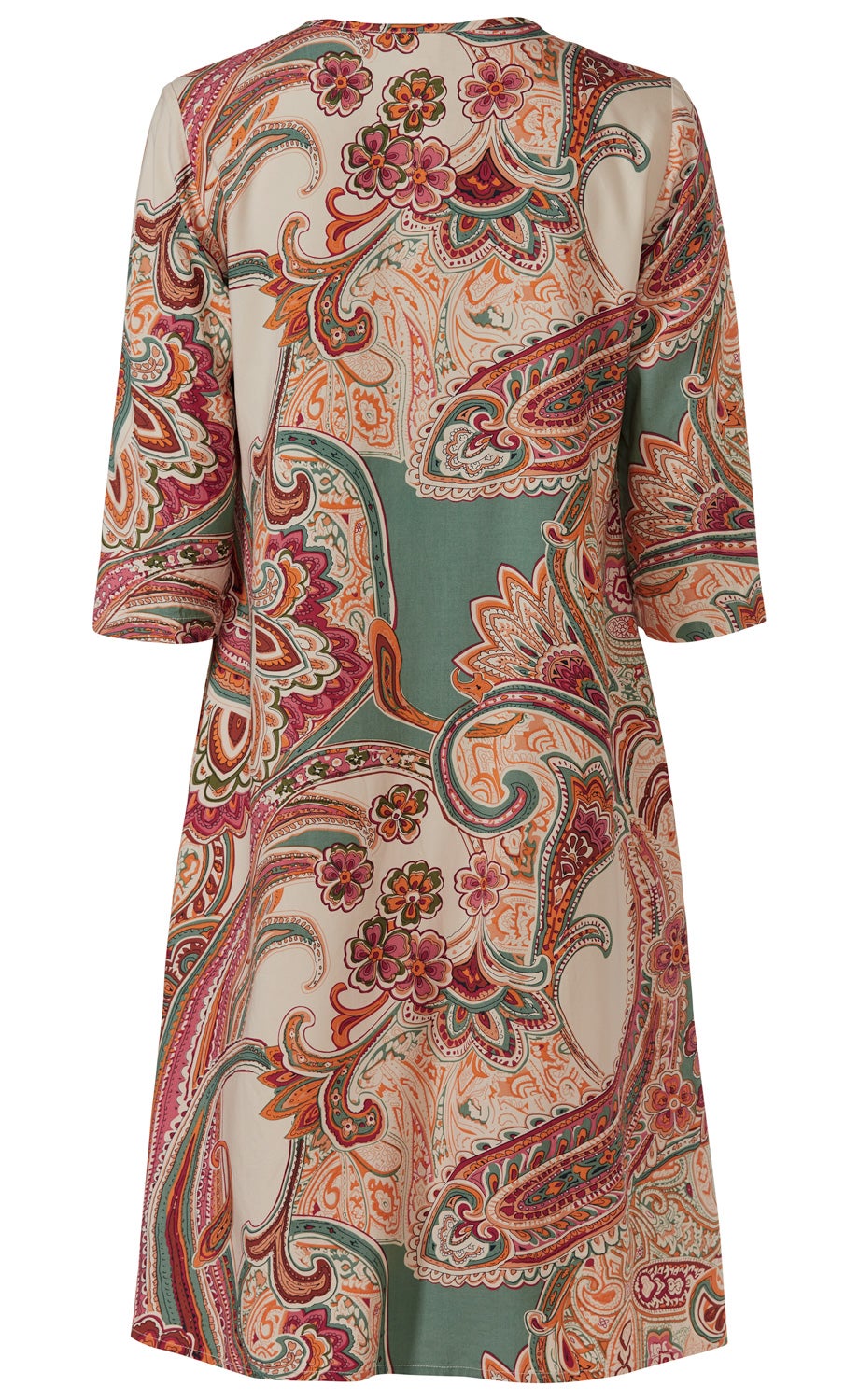 Rückenansicht eines knielangen Modal-Kleids mit 3/4-Ärmeln, beige Grundfarbe, buntes Paisley-Muster in Rot, Orange, Grün und Pink, fließender Stoff, lockere Passform