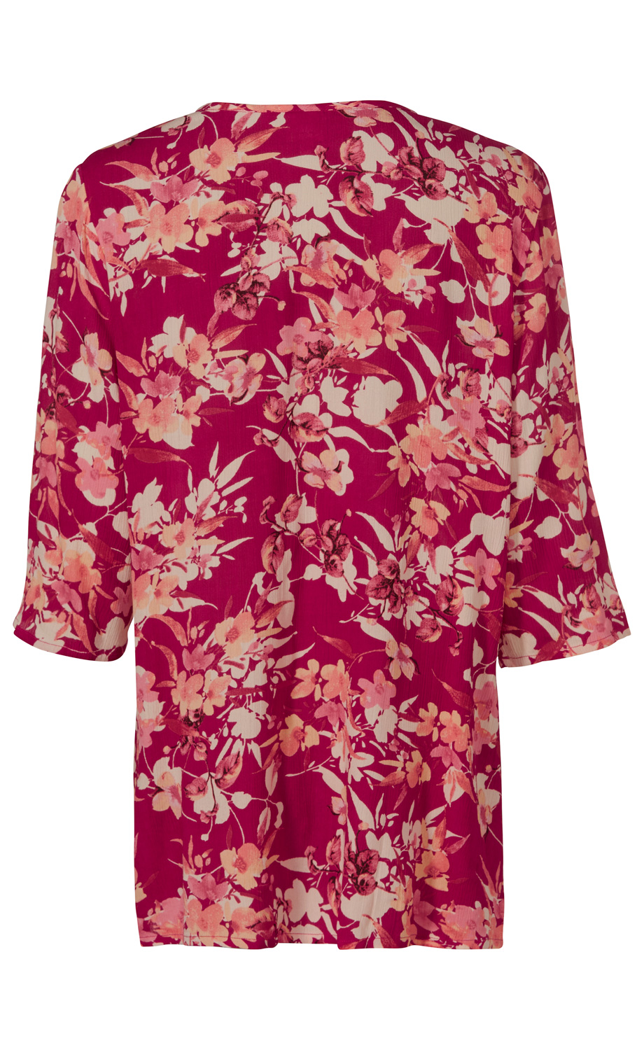 Rückansicht einer Viskose-Bluse in Dunkelrosa mit orangefarbenem und hellrosa Blumenmuster, halblangen Ärmeln und rundem Ausschnitt auf weißem Hintergrund