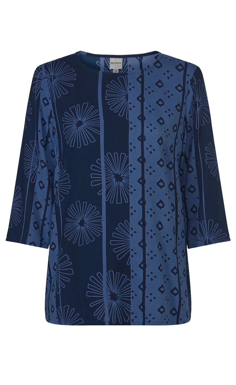 Damen Viskose-Bluse in Blau mit halblangen Ärmeln, asymmetrischem floralen und geometrischem Muster, Rundhalsausschnitt, lockerer Passform