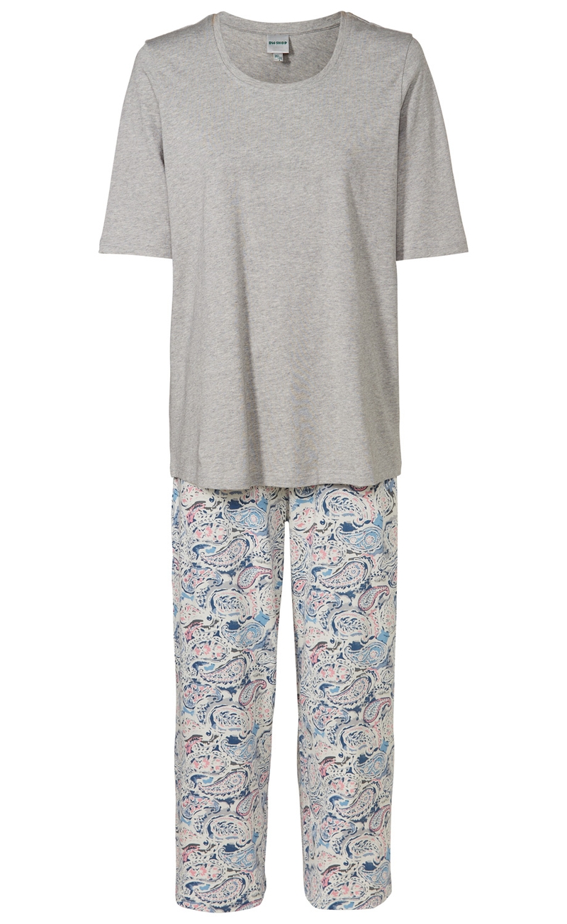 Baumwoll-Pyjama bestehend aus grauem, kurzärmligem Oberteil und langem, weißem Schlafhosenhose mit blau-rosa Paisley-Muster, gerade geschnitten, gemütlich und komfortabel.