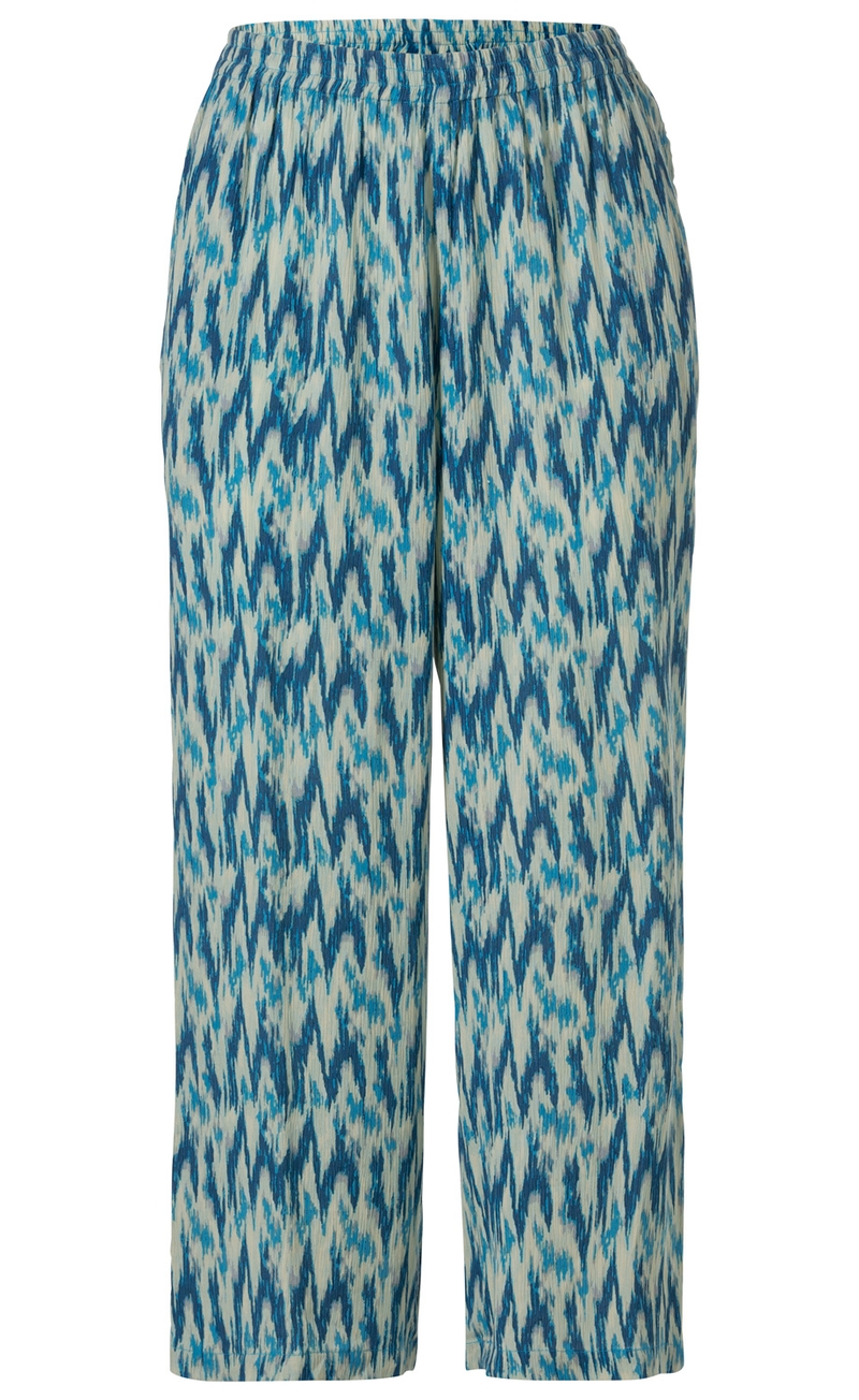 Viskose-Hose mit lockerem Schnitt, elastischem Bund, aus leichtem Stoff, gemustert in verschiedenen Blautönen und Weiß, abstraktes, unregelmäßiges Design, gerade geschnitten.