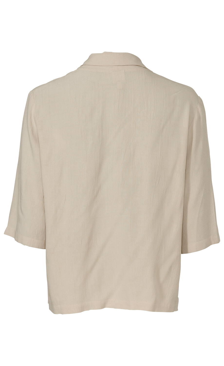 Beige Viskose-Jacke mit halblangen Ärmeln, gekräuseltem Stoff und einfachem Kragen, Rückansicht, lässiger Schnitt, leicht strukturiertes Material, ohne sichtbare Verschlüsse oder Verzierungen