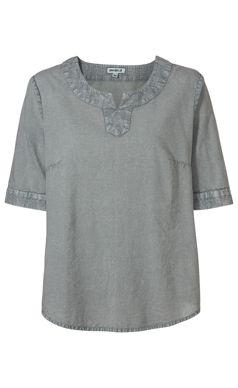 graue Baumwoll-Bluse mit halblangen Ärmeln, runder Ausschnitt mit kleinem V-Schlitz, Blütenmuster-Stickerei am Kragen und an den Ärmelenden, gerade geschnittener Saum
