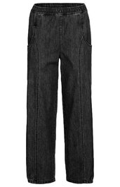Schwarze Hose mit geradem Schnitt, elastischem Bund, zwei seitlichen Eingrifftaschen, sichtbaren Nähten entlang der Beine, ohne Muster, ohne sichtbare Verschlüsse