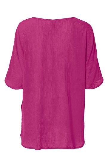 Locker geschnittenes Damenoberteil in kräftigem Pink, einfarbig, halblange weite Ärmel, runder Halsausschnitt, gerader Saumabschluss