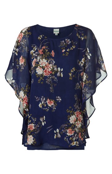 Dunkelblaues Oberteil mit floralem Muster in Rosa, Weiß und Grün, kurzärmlig mit weit geschnittenen, transparenten Flügelärmeln, rundem Ausschnitt, lockere Passform