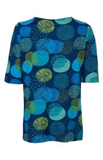 T-Shirt dunkelblau mit großem buntem Punktenmuster in Hellblau, Aqua, Hellgrün und Gelb, Rundhalsausschnitt, halblange Ärmel, gerade geschnitten