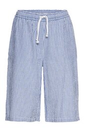 Hose in Capri-Länge, weiß mit blauen senkrechten Streifen, elastischer Bund mit weißer Kordel, gerade geschnitten, ohne weitere Details