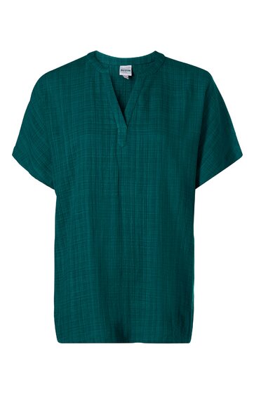 Locker geschnittene Bluse in dunkelgrün mit dezentem Karomuster, V-Ausschnitt ohne Kragen, kurze Ärmel, gerade Saumlinie