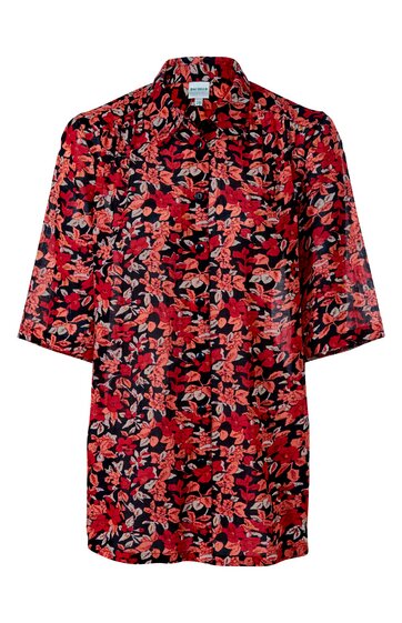 Rotes Hemd mit schwarzem und weißem Blumenmuster, Halbarm, mit Kragen, durchgehende Knopfleiste vorne, länger geschnitten