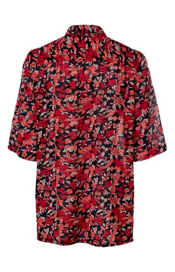 Freizeitbluse in Rot und Schwarz mit floralem Muster, Hemdblusenkragen, halblangen Ärmeln, lockere Passform, Rückansicht