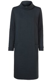 Schwarzes langärmeliges Kleid mit Stehkragen, gerade geschnitten, knielang, ohne Muster, mit seitlichen Eingrifftaschen