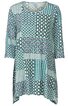 Tunika in Hellblau mit schwarzen und weißen geometrischen Mustern, Rundhalsausschnitt, 3/4-Ärmel, asymmetrischer Saum, auf Vorderseite Brusttasche
