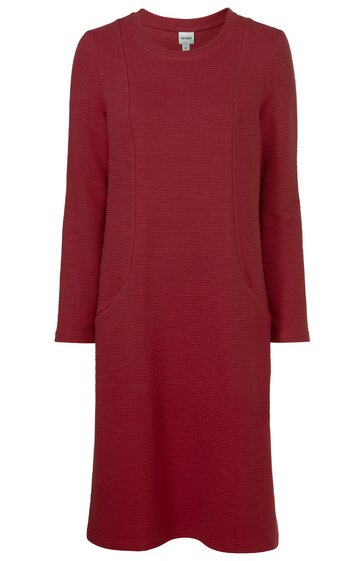 Rotes, knieumspielendes Kleid mit langem Arm, Rundhalsausschnitt, nahtartige vertikale Details vorne, schlichte gerade Form