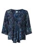 Bluse in dunklem Blau und Schwarz mit Paisley-Muster in Hellblau und Lila, V-Ausschnitt, dreiviertellange Ärmel, locker fallende Passform, asymmetrischer Saum