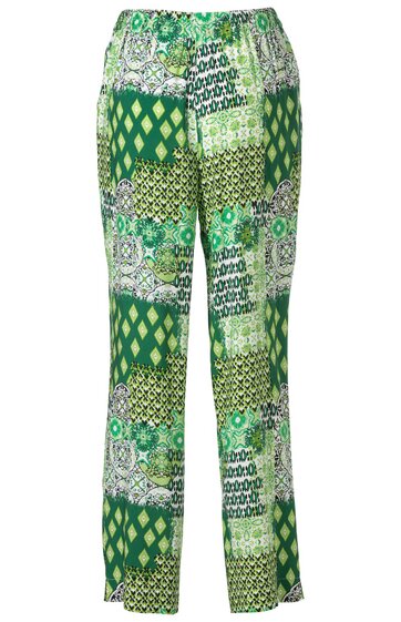 Hose in Grüntönen mit gemischtem Muster aus Rauten, kleinen Ornamenten und floralen Elementen, gerader Schnitt, elastischer Bund ohne sichtbare Verschlüsse