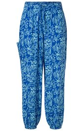 Blaue Damenhose mit weißem Blumenmuster, elastischer Bund mit Kordel, seitliche Taschen, weite Beine mit Bündchen unten