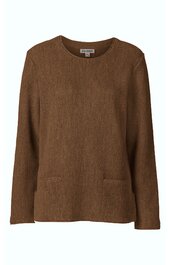 Brauner Pullover ohne Muster, rundhalsausschnitt, lange Ärmel, gerade geschnitten, zwei aufgesetzte Taschen vorne