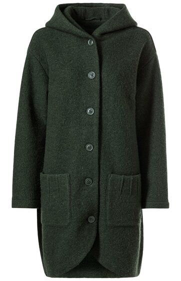 Dunkelgrüner, knielanger Mantel mit durchgehender Knopfleiste, Kapuze, zwei großen aufgesetzten Taschen vorne, schlichter gerader Schnitt, lange Ärmel