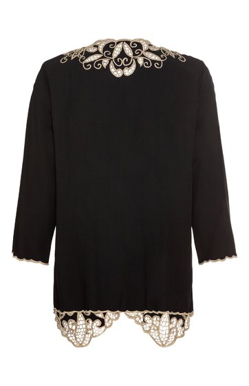 Schwarzer langer Blazer mit weißen floralen Spitzenbesätzen an Saum und Kragen, lange Ärmel, gerader Schnitt