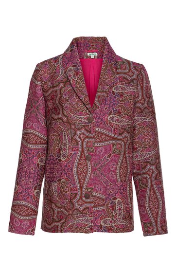 Rosa Blazer mit Paisley-Muster in Rot und Braun, Reverskragen, lange Ärmel, gerade geschnitten, zweireihig mit schwarzen Knöpfen, innen pink gefüttert