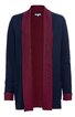 Offene Strickjacke, dunkelblau mit weinrotem Einsatz am Kragen und den Ärmeln, lange Ärmel, gerade Form, zwei seitliche Eingrifftaschen