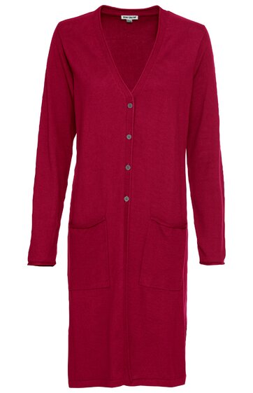 Lang geschnittener, kastiger Cardigan in dunklem rot, V-Ausschnitt, Knopfleiste mit fünf runden Knöpfen, lange Ärmel, zwei aufgesetzte Taschen vorne