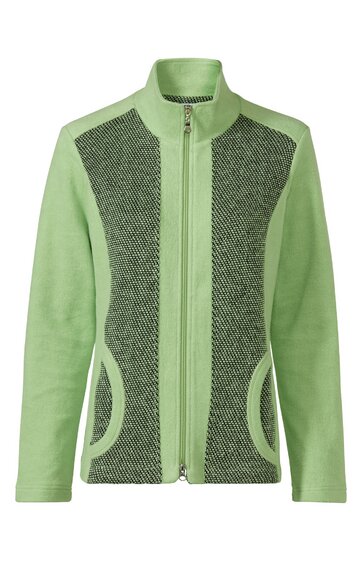 Hellgrüne Strickjacke mit Reißverschluss, Stehkragen, dunkelgrünes eingestricktes Rautenmuster vorne, zwei runde Taschen mit hellgrünem Rand, lange Ärmel