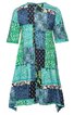 Midikleid in Grün- und Blautönen mit Patchwork-Muster, locker geschnitten, halblange Ärmel, asymmetrischer Saum, Rundhalsausschnitt