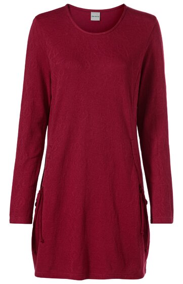 Rotes Langarmshirt, einfarbig, Rundhalsausschnitt, gerade geschnitten, leicht verlängert, zwei seitliche Taschen