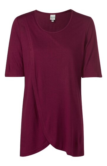 Damenoberteil in dunklem Weinrot, asymmetrischer Wickel-Look mit überlappendem Vordereinsatz, Rundhalsausschnitt, halblange Ärmel, gerade geschnittener Saum