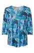 Damenoberteil in Blautönen mit abstraktem Aquarellmuster, Rundhalsausschnitt, 3/4-Ärmel, lockere Passform