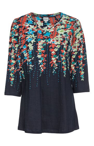 Locker geschnittenes Damenoberteil in Dunkelblau mit floralem Muster in Rot, Hellgrün, Hellblau und Weiß, V-Ausschnitt, 3/4-Arm, gerader Saum