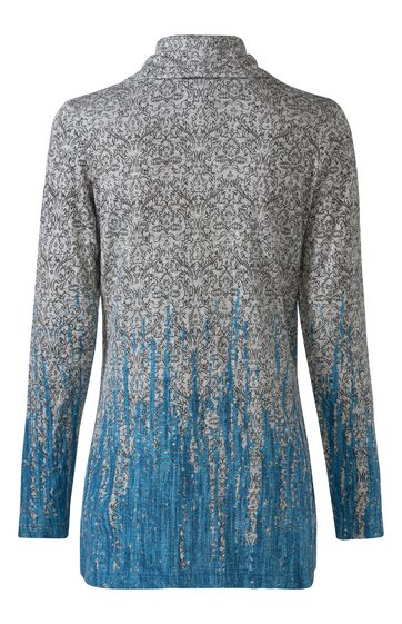 Langärmliger Pullover in Grau mit abstraktem Muster, Übergang zu Blau am unteren Saum und Ärmeln, hoher Stehkragen, gerade geschnitten