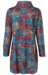 Langärmeliges Shirtkleid in Dunkelrot, Blau und Grau, abstraktes Muster, hoher Stehkragen, knieumspielende Länge, gerade geschnitten