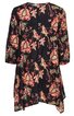 Schwarzes Kleid mit großem Blumenmuster in Rot und Grün, dreiviertellange Ärmel, Rundhalsausschnitt, asymmetrischer, leicht ausgestellter Saum
