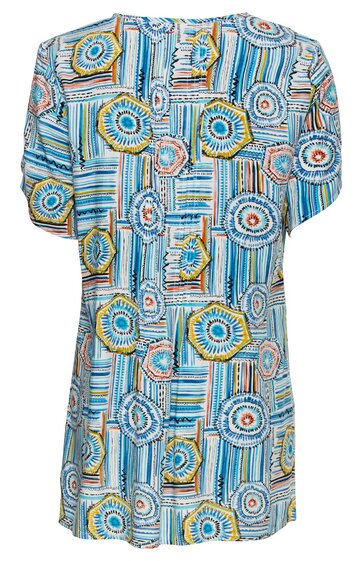 Halblanges Hemd in Hellblau mit buntem geometrischem Muster aus Streifen und Kreisen in Blau, Weiß, Orange und Gelb, kurzer Ärmel, V-Ausschnitt, gerade geschnitten