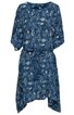 Blaues Kleid mit weißem Blattmuster, Rundhalsausschnitt, kurze Fledermausärmel, asymmetrischer Saum, Taillengürtel