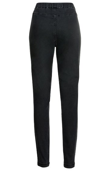 Schwarze, schmale Jeanshose mit elastischem Bund, keine sichtbaren Knöpfe oder Reißverschluss, gerade geschnitten, ohne Muster oder Aufdruck