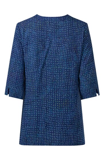 Dunkelblauer Blazer mit kleinem hellblauem Punkte-Muster, gerade geschnitten, 3/4-Arm mit Schlitz, Rundhalsausschnitt ohne Kragen, Rückseite dargestellt