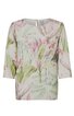 Damenbluse in hellrosa mit grünem und rosafarbenem Pflanzenmuster, halblange Ärmel, rundhalsausschnitt, gerade geschnitten, hinten mit kleinem Knopfverschluss