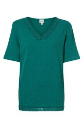 T-Shirt in dunkelgrün mit V-Ausschnitt, kurze Ärmel, gerade geschnitten, gehäkelte Details am Ausschnitt und Saum