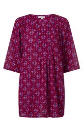 Damen-Tunika in dunkelrot mit buntem Blumenmuster, Rundhalsausschnitt, 3/4-lange Ärmel, gerade geschnitten