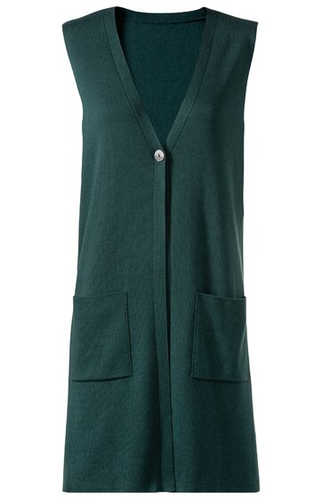 Dunkelgrüne Strickweste ohne Ärmel, länglich, mit V-Ausschnitt, ein großer weißer Knopf vorne, zwei aufgesetzte Taschen vorne