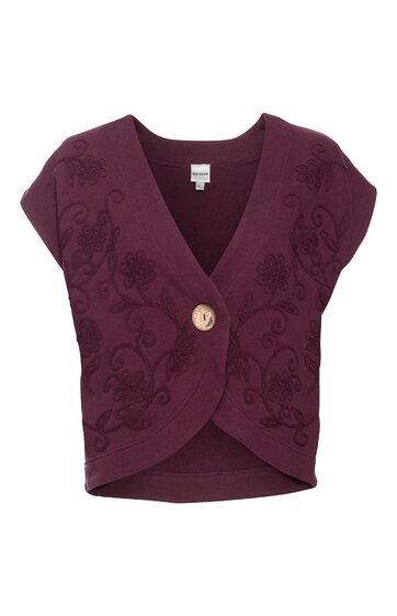 Kurzärmelige Weste in dunklem Bordeauxrot, florales Stickmuster auf Vorderseite, tief ausgeschnittener V-Ausschnitt, eine große helle Knopfleiste, gerundeter Saum